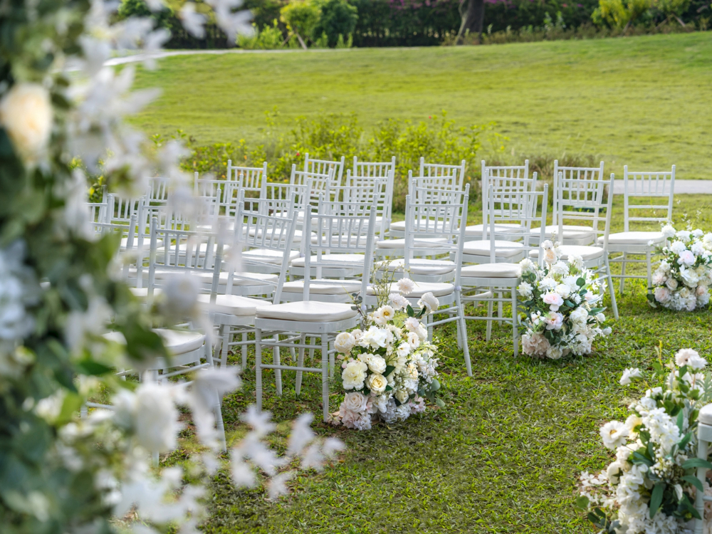 The Lawn at Beas River Country Club