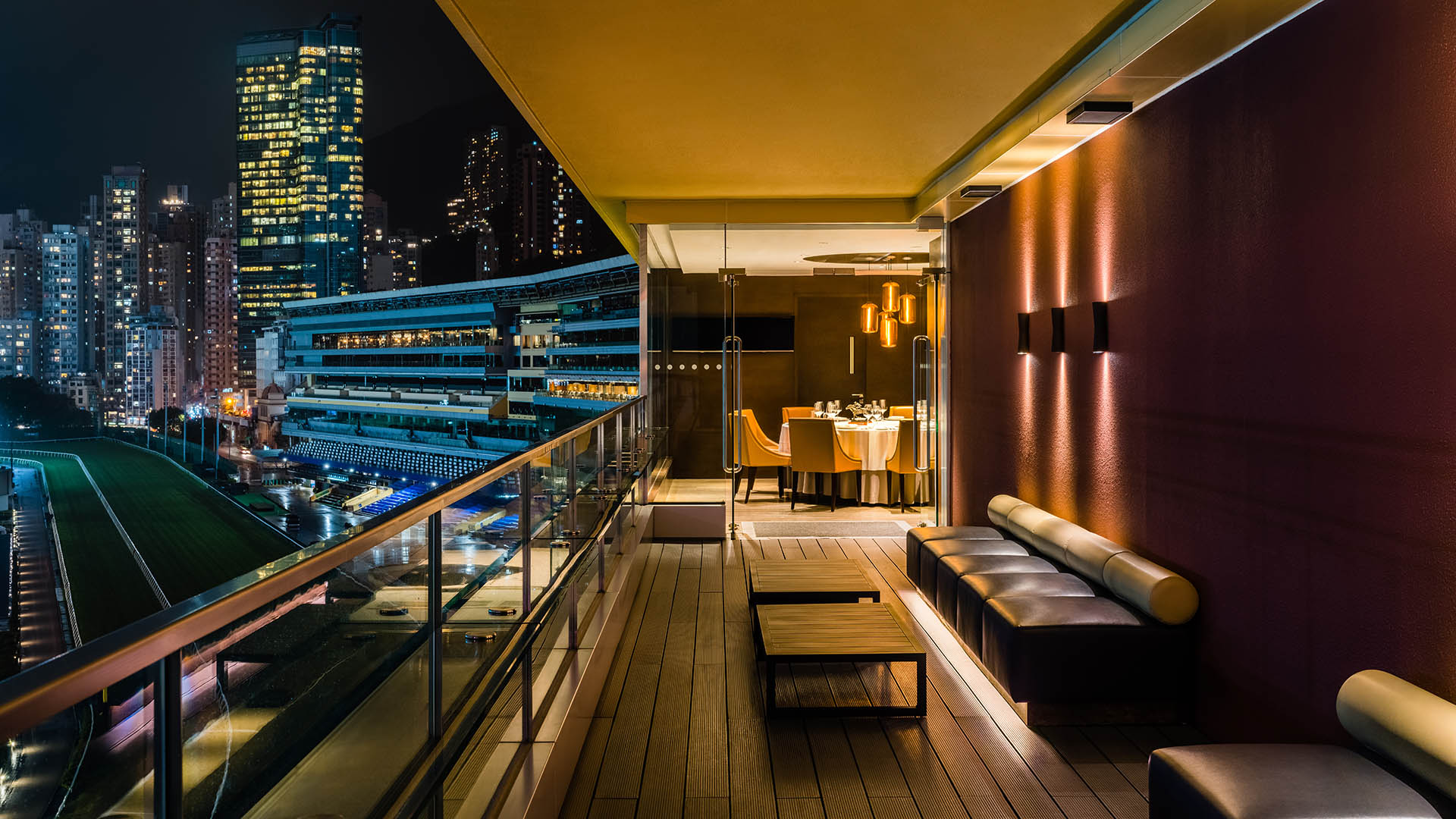 勝於藍 - 非賽馬日