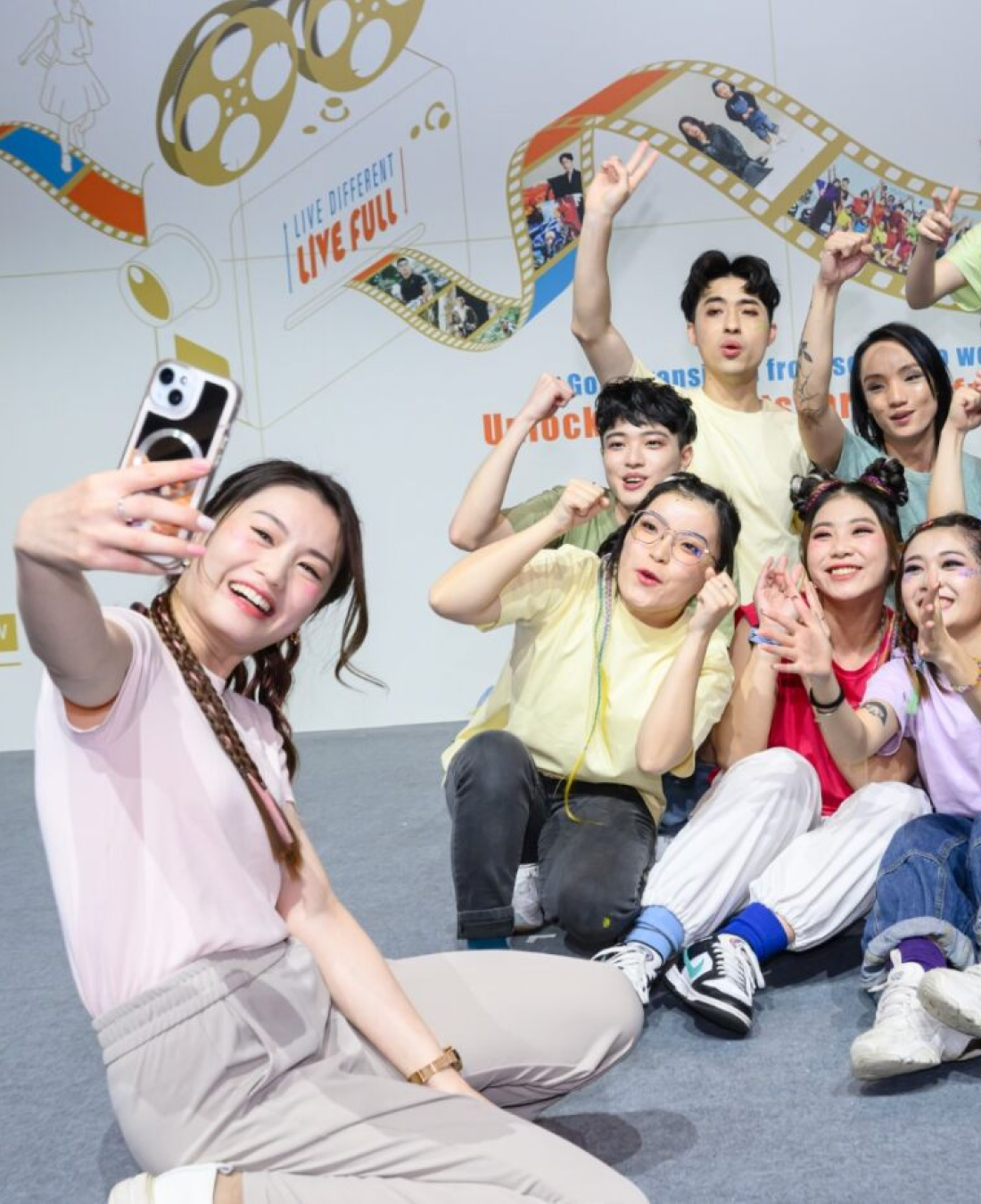 clap-at-jc-young-group-selfie
