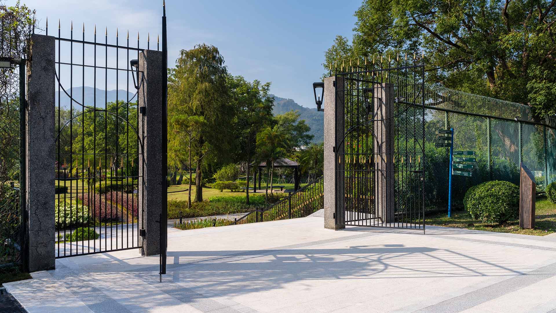 Members' Garden and Bicycle Trail