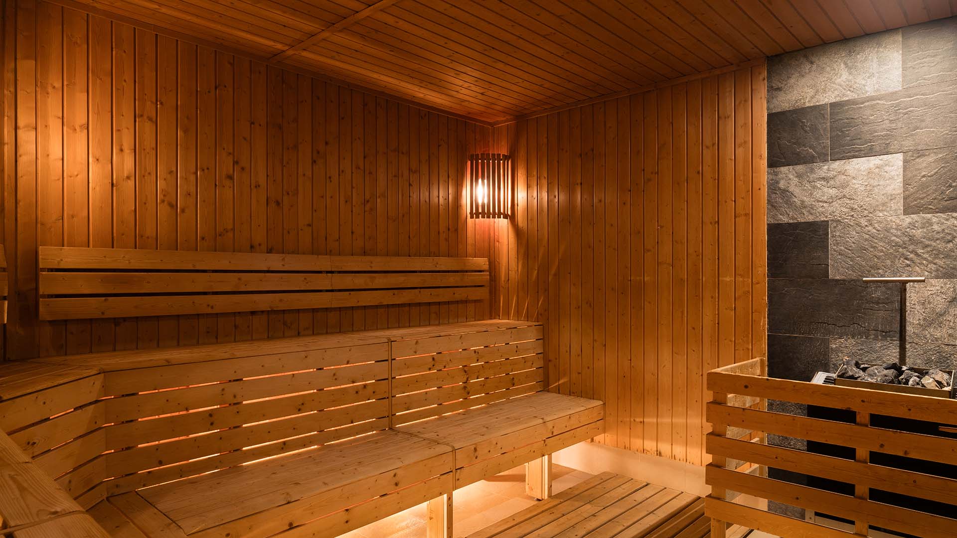 Changing Rooms, Sauna and Steam Suite
